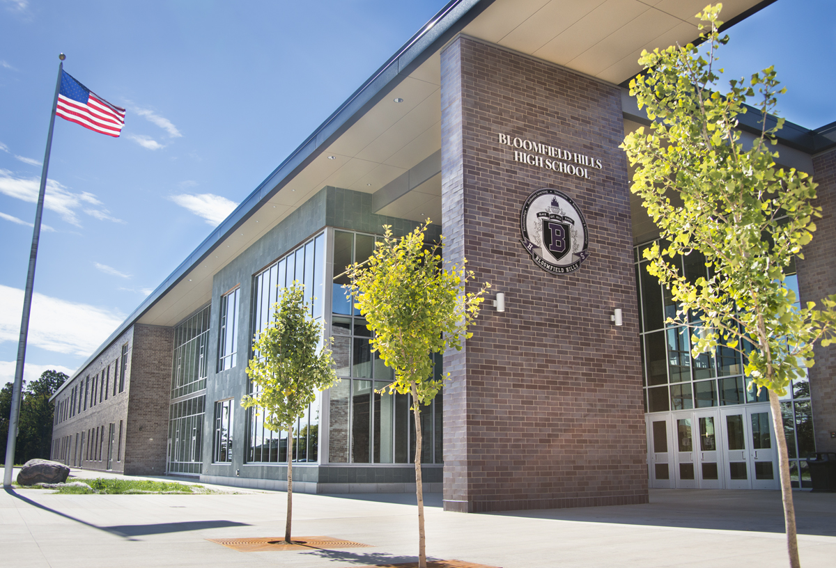 BHHS_Front_Entrance_2015_sml.jpg